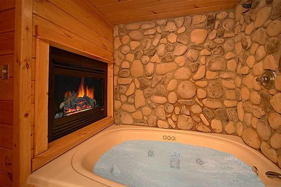 Mountain Joy -Private Treehouse Style Cabin That Sleeps 4-Free Tickets Гетлинбург Екстериор снимка